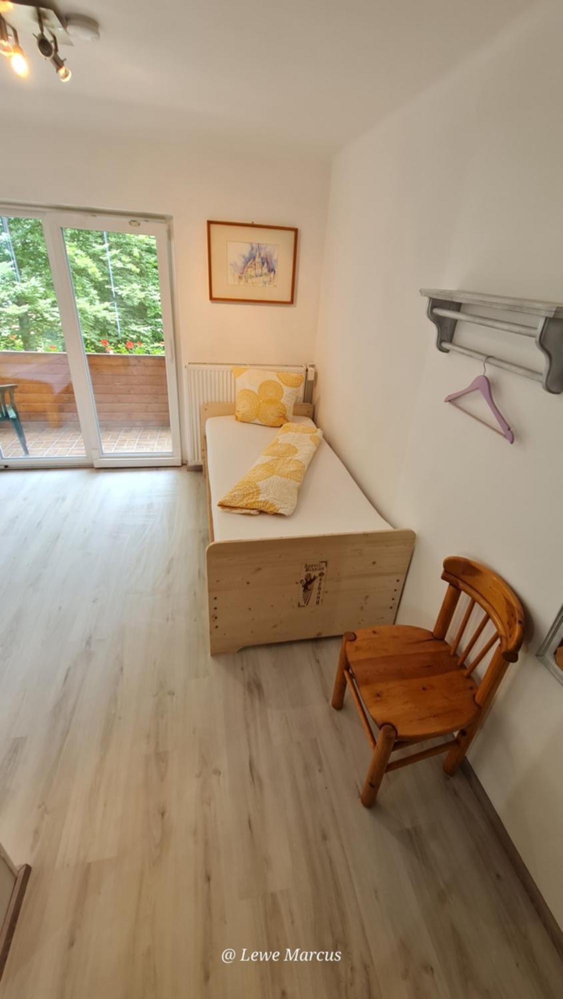Appart-Pension Seehang Velden am Woerthersee Exterior photo